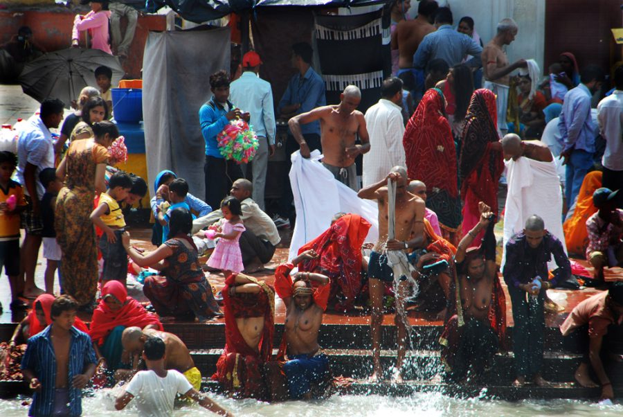 group-bath-in-holy-river